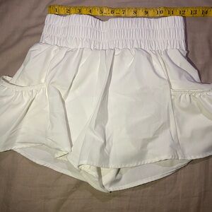 White workout short